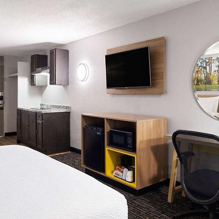Days Inn By Wyndham Salisbury, Nc Exterior photo