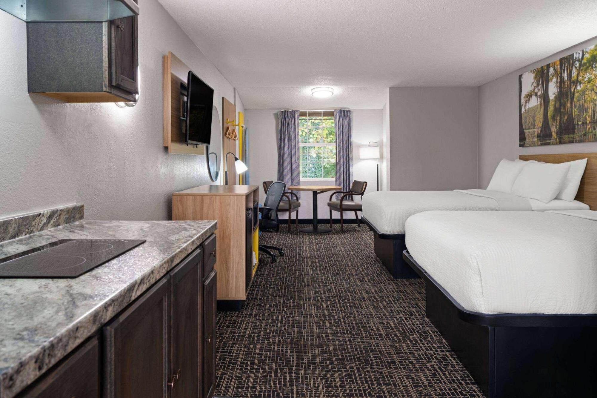 Days Inn By Wyndham Salisbury, Nc Exterior photo