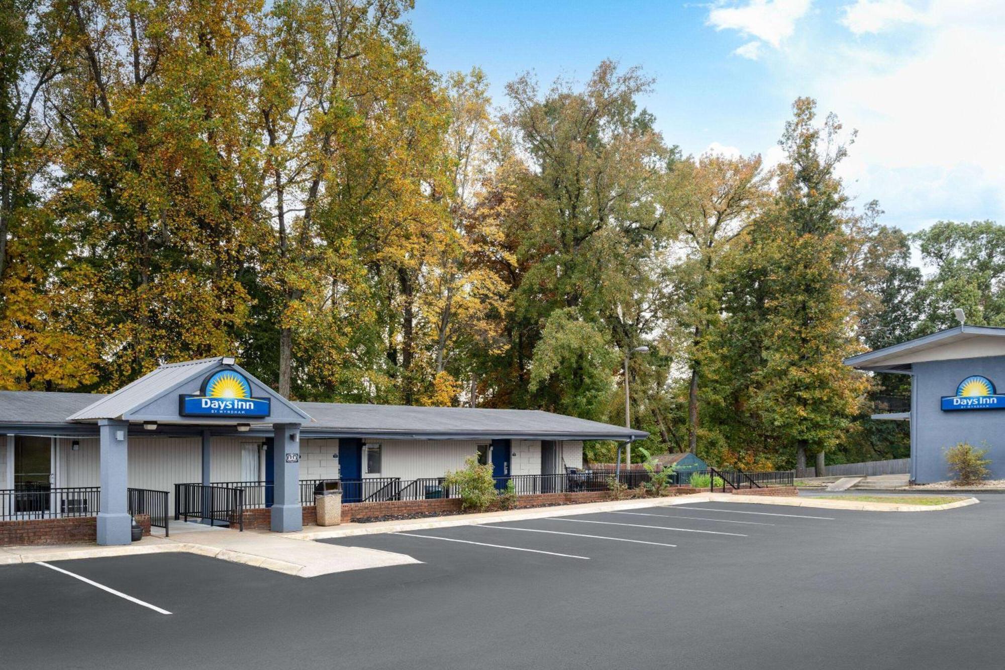 Days Inn By Wyndham Salisbury, Nc Exterior photo