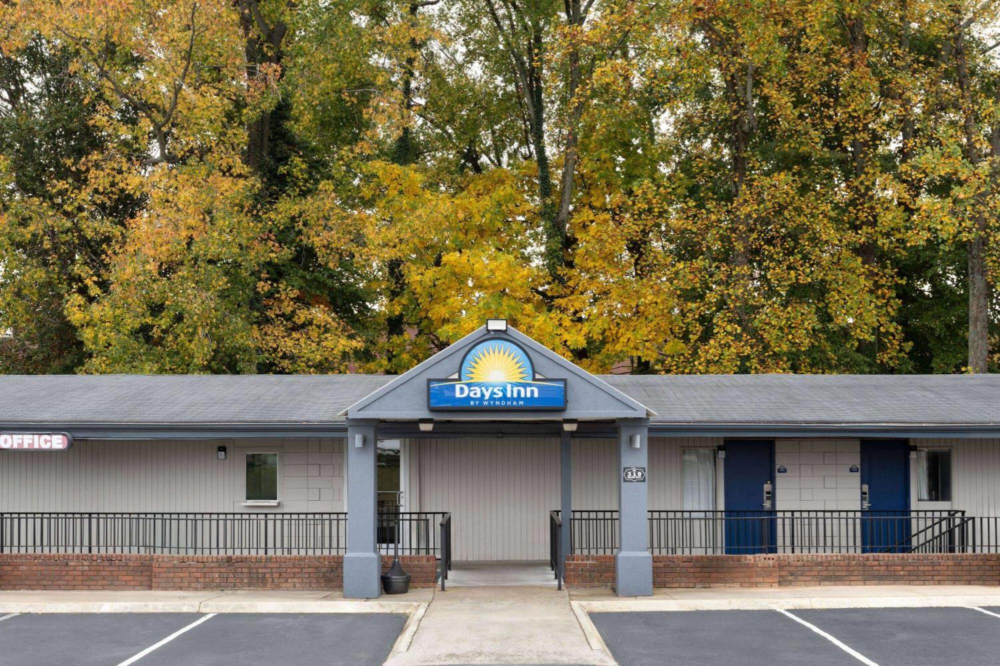 Days Inn By Wyndham Salisbury, Nc Exterior photo